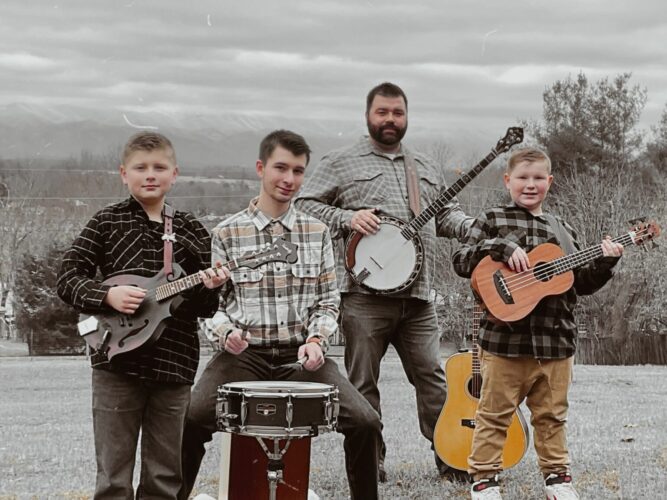 Ohio Valley Opry presents award-winning bluegrass band Strings of Green